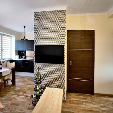 Niepodleglosci Serviced Apartments Варшава Экстерьер фото