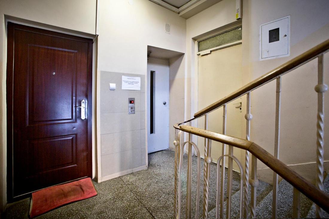 Niepodleglosci Serviced Apartments Варшава Экстерьер фото